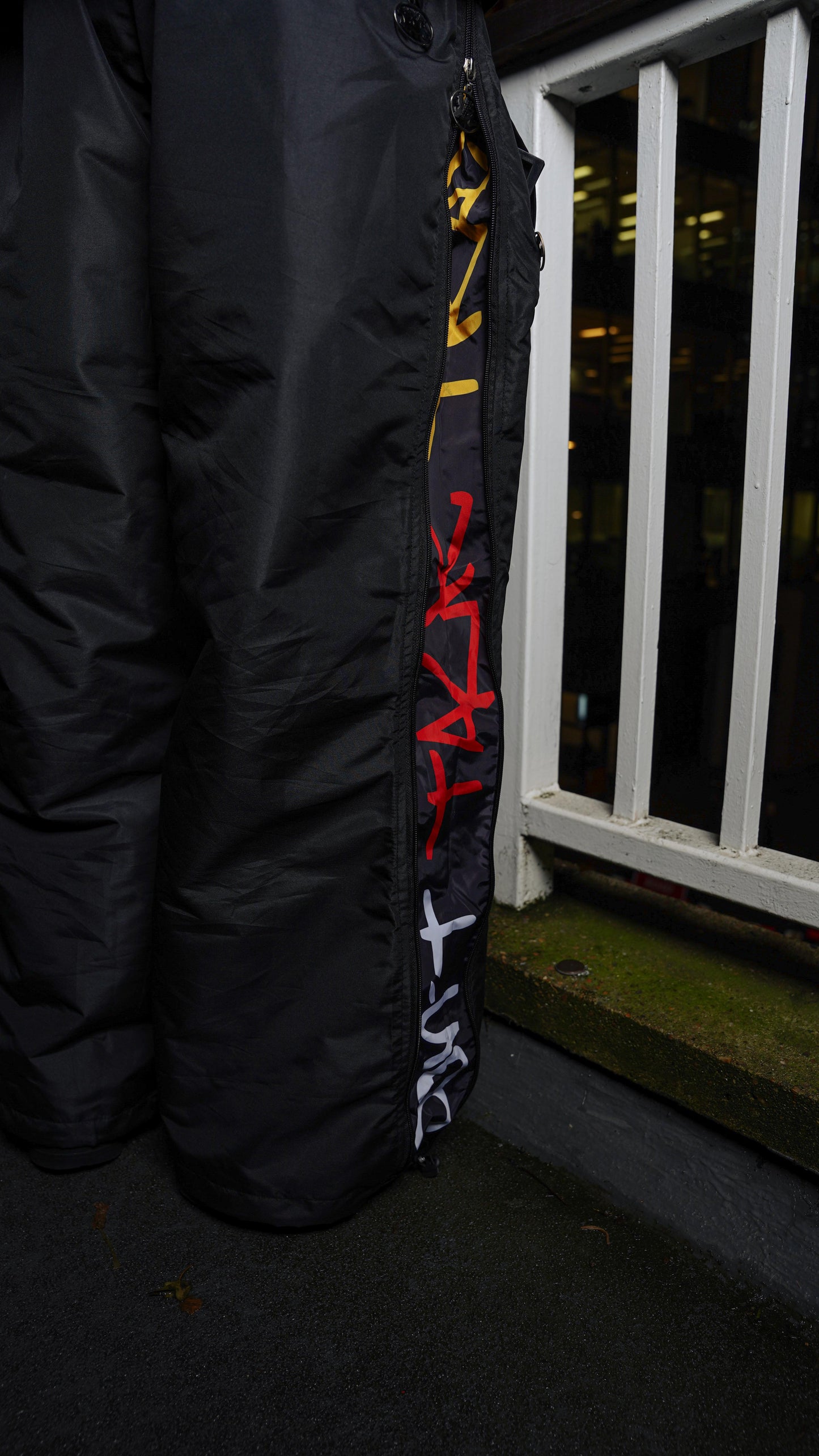 DONTTALKTRASH ZIPFLEX TRACKPANT